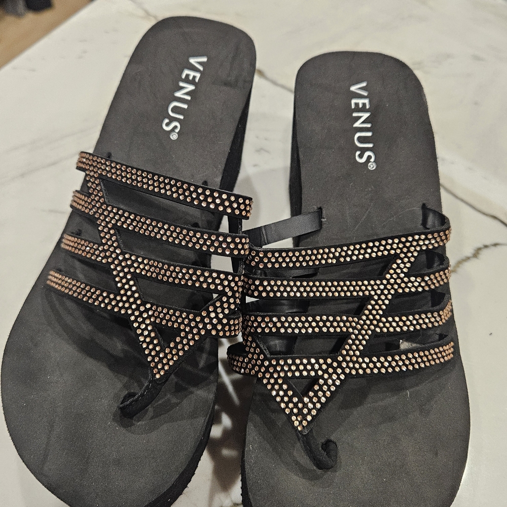 Venus Black and Brown Rhinestone Platform Sandals 8M